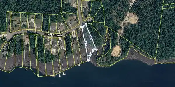 Image 3: Lot dimensions.