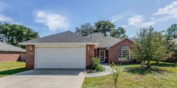 608 Gardenview Ct