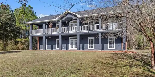 2099 Garcon Point Rd