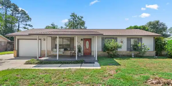 454 Tampico Way