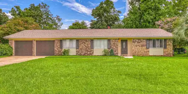 10836 Berryhill Rd