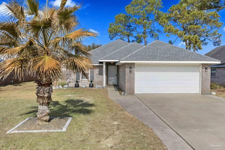 1347 E Hardwood Dr