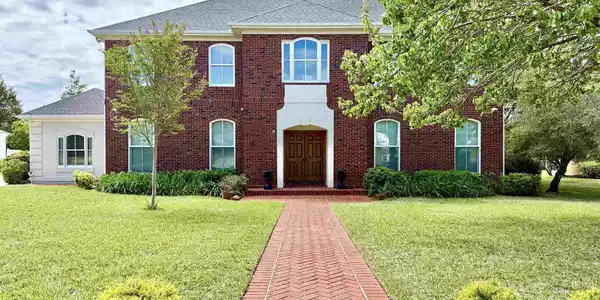 302 Plantation Hill Rd