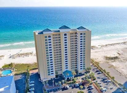 22 Via Deluna Dr