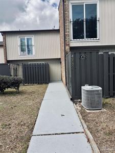 4733 Huron Dr