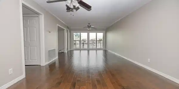 14100 River Rd