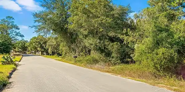 Lot 52 Pentagon St