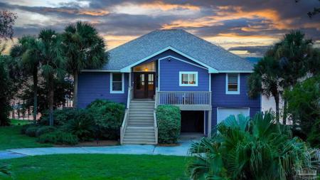 14908 Innerarity Pt Rd