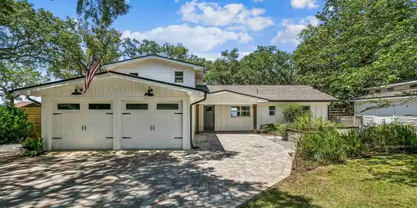 4536 Hickory Shores Blvd