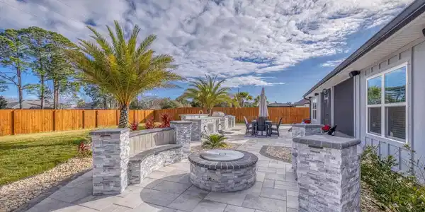 1960 Refuge Cir