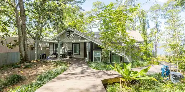 12590 Lillian Hwy