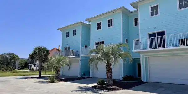 940 Sound Harbor Cir