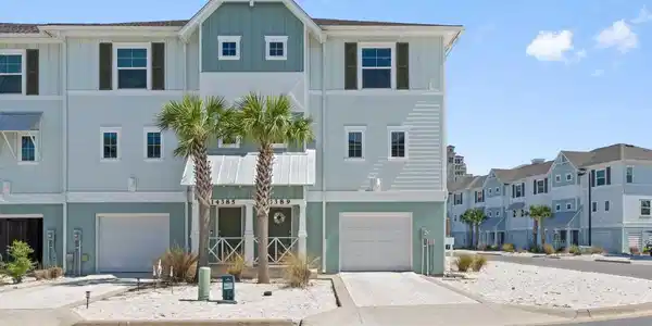 14389 Beach Heather Ct