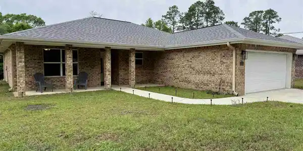 5553 Riviera Dr