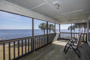 1370 Shawnslie Dr