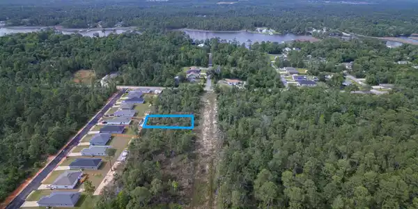 Lot 6 11th Ave