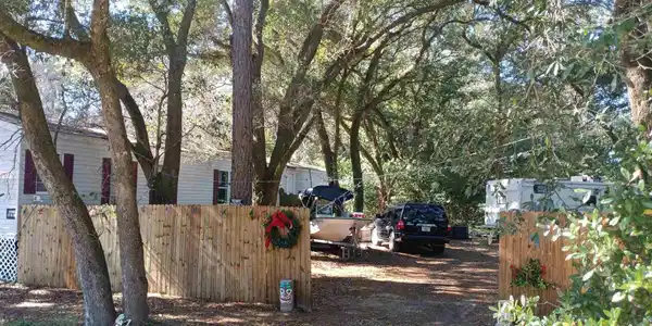 833 Wayne Ave