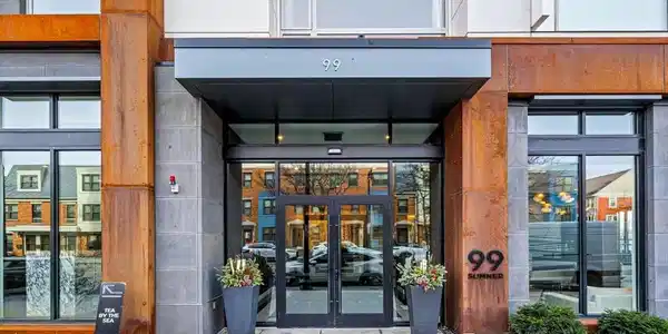 99 Sumner St