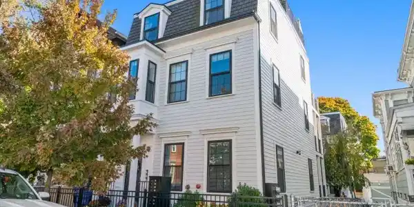 559 E 5th