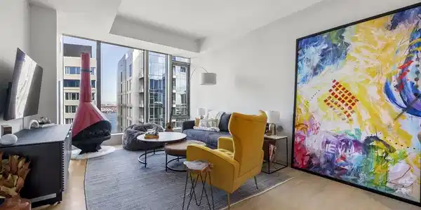 133 Seaport Boulevard