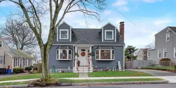 45 Lansdowne St