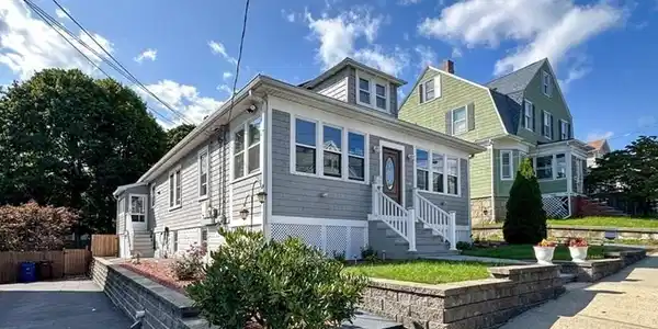 168 Harris St