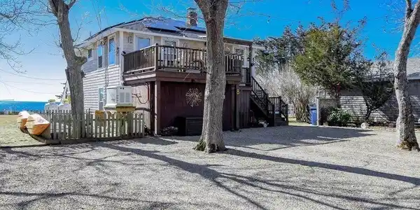 8 Briar Rd