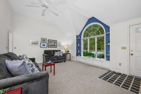 236 Yankee Dr