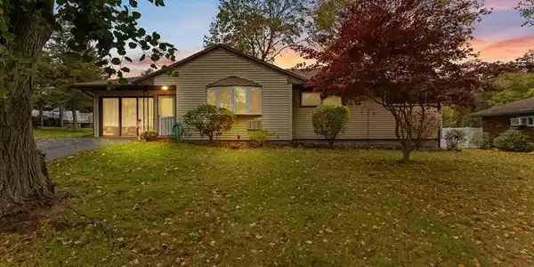 51 Linden Dr