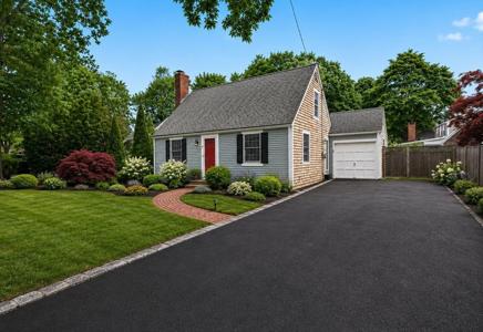 16 Bradley Woods Drive