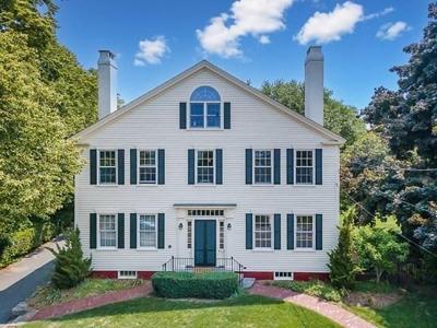 449 Elm St
