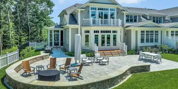 22 Clayton Cir.