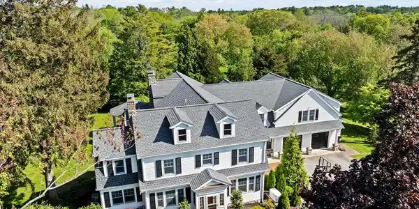 148 Pond St
