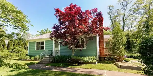 200 Hay Rd
