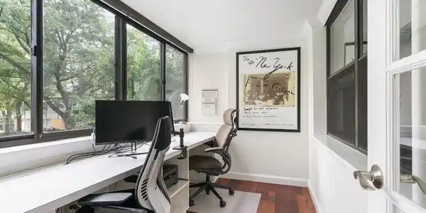 8 Whittier Pl