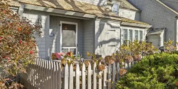 38 Brant Rock Rd.