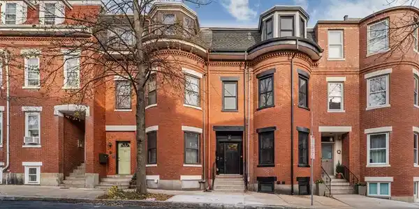 33 Beacon