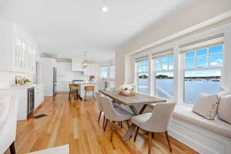 86 Lighthouse Rd