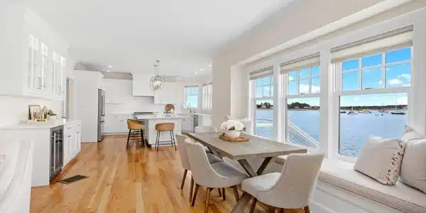 86 Lighthouse Rd