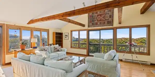 14 Creek Round Hill Road
