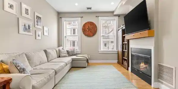 161 I Street