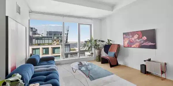 135 Seaport Blvd