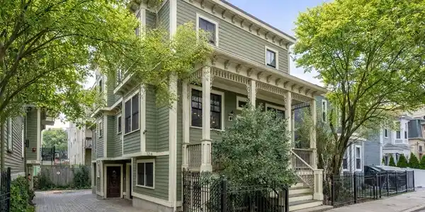 12 Spring Garden Street