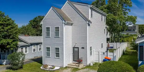 26 Briercliffe Rd