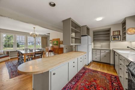 90 Comanche Dr