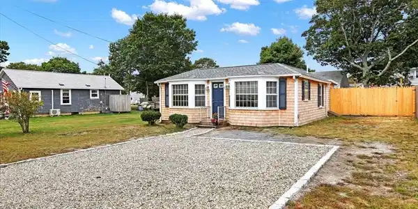 17 Lewis Rd