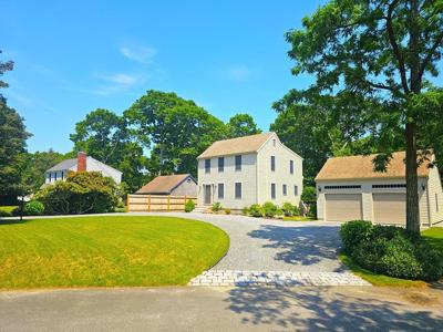 12 Tree Top Ln