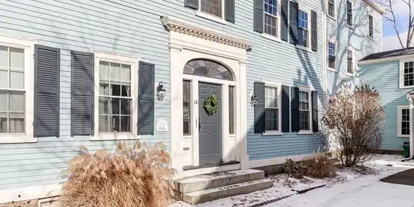 14 Mall Street