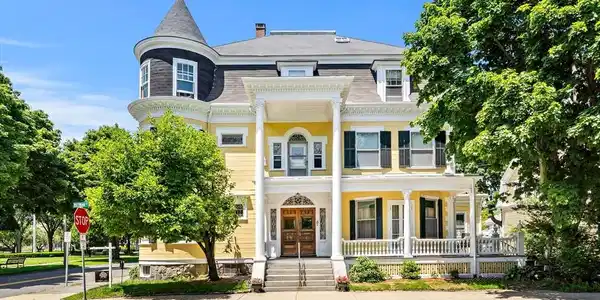 2 Butman Street
