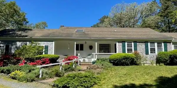 44 Forest Way
